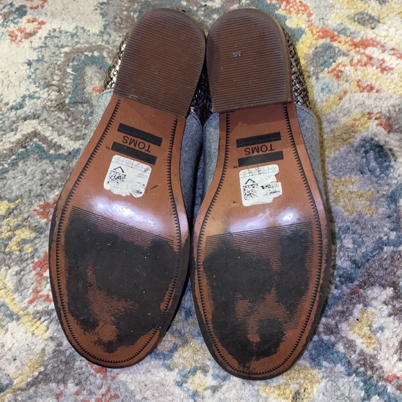 TOMS Lelia Grey Felt Shine Ankle Booties - Picture 8 of 11